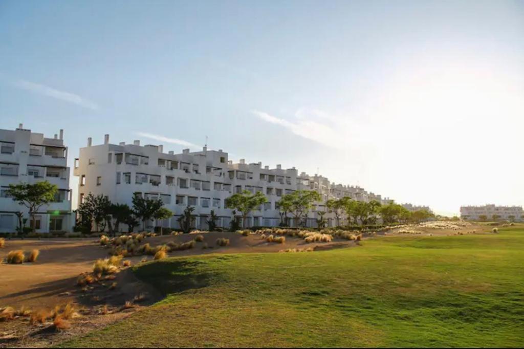 דירות Roldán Vista Al Golf מראה חיצוני תמונה